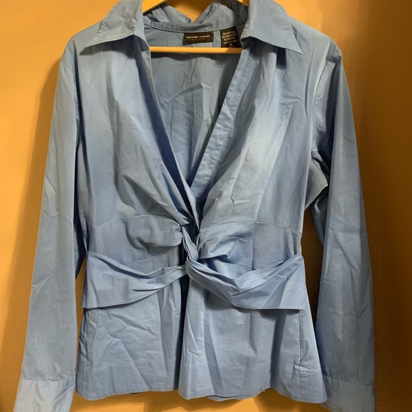 New York and Co Pullover Cross Waist Blouse - Picture 1 of 5